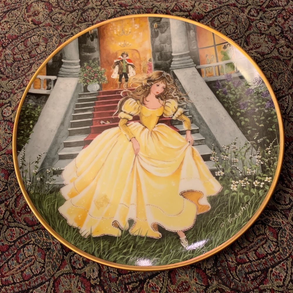 Kaiser W. Germany Neubacher Porcelain “Cinderella” Collector Plate. ASCHENPUTTEL